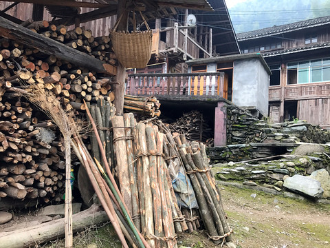 地筍苗寨