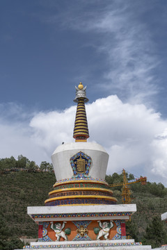 青海西寧塔爾寺白塔