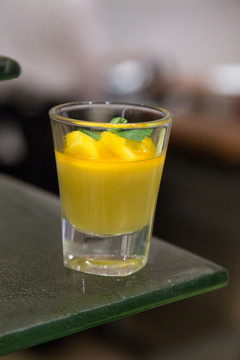 水果慕斯杯