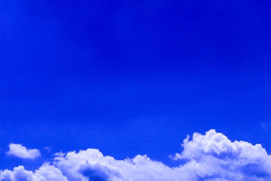 藍(lán)天白云
