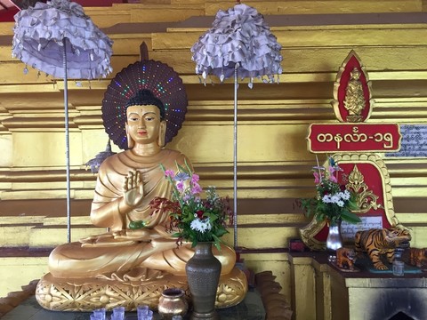 佛教雕塑