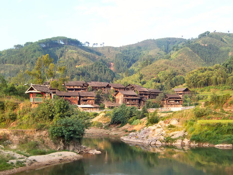 Dong村與紫膠；湖南；中國