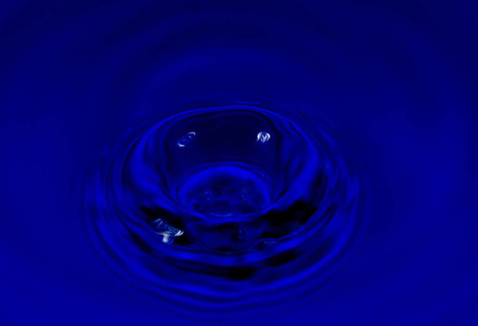 水的洞