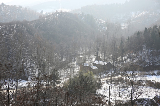 有雪的山區(qū)
