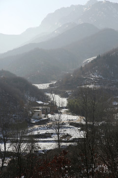 有雪的山區(qū)
