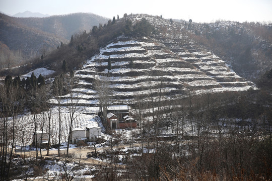 有雪的山區(qū)
