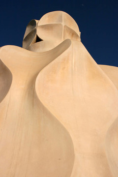 Casa Mila的屋頂煙囪