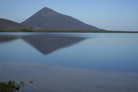 Achill湖的景色