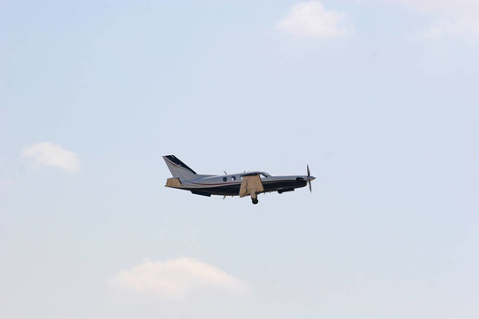 飛行小飛機(jī)