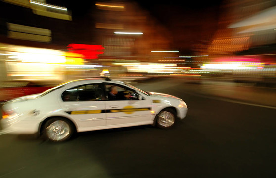 出租車在運動