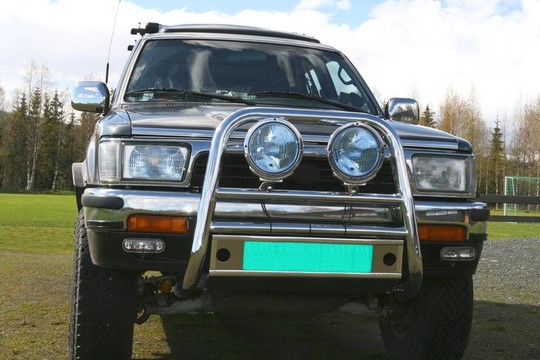 運(yùn)動(dòng)型多功能車