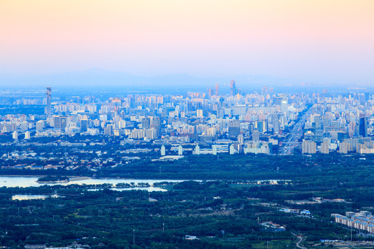 西山遠(yuǎn)眺北京城西城區(qū)全景