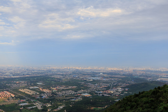 西山遠(yuǎn)眺北京城西城區(qū)全景