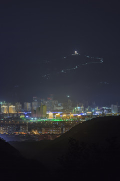 西山遠(yuǎn)眺北京城西城區(qū)夜景