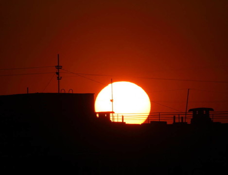 暗紫色的夕陽2