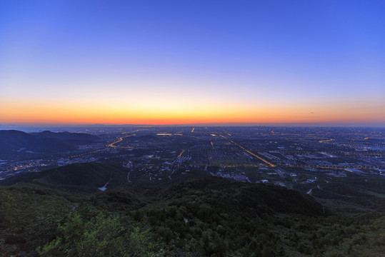 西山遠眺北京城西城區(qū)晨景