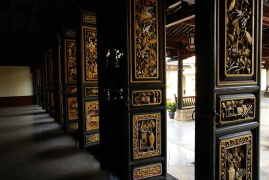 經(jīng)典的中國門