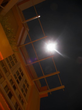 全Moon