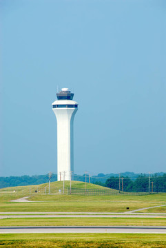機(jī)場管制塔；空中交通管制