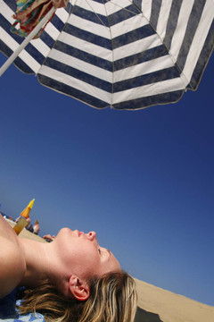 女人在Parasol