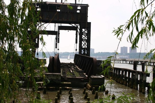 哈德遜河轉(zhuǎn)移后