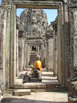 Yellow buddha；巴戎寺；吳哥湯姆；cambodgia