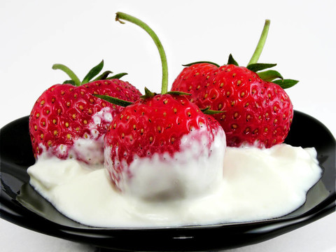 在酸性cream3 Strawberry。