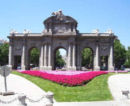 普爾塔de Alcala