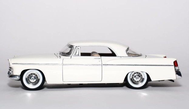 1956款經(jīng)典美國(guó)車