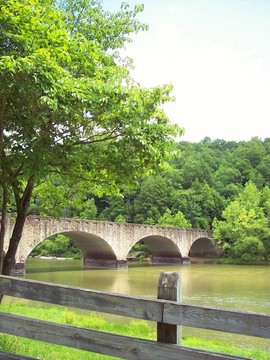 水上橋梁