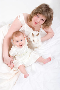 妈妈和宝宝的兔子