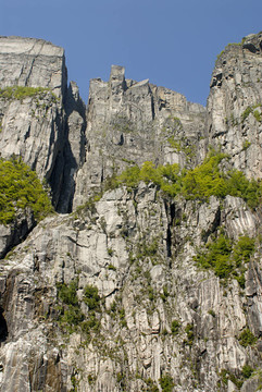 圣壇巖（prikestolen）呂瑟峽灣