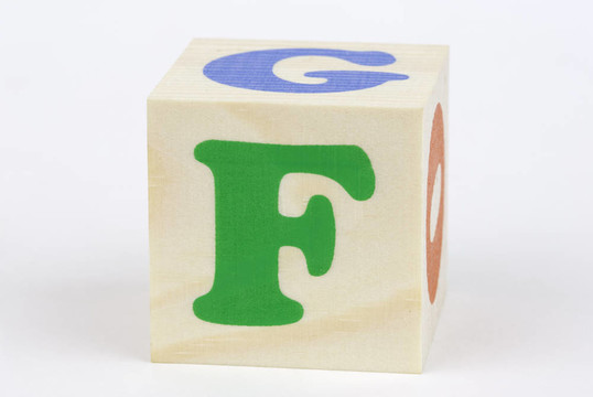 字母F