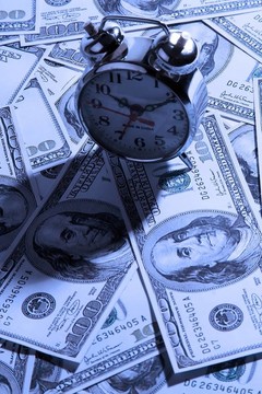 時鐘在錢