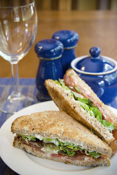 BLT