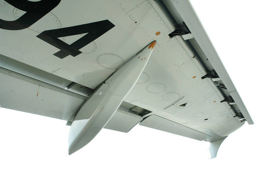 客機(jī)機(jī)翼隔離細(xì)節(jié)
