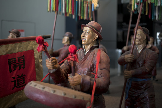 老北京婚俗迎親場(chǎng)景雕塑