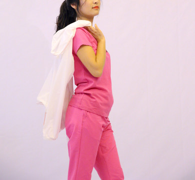 運(yùn)動(dòng)休閑時(shí)裝女模特
