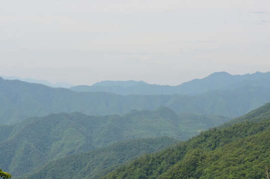 牛背梁