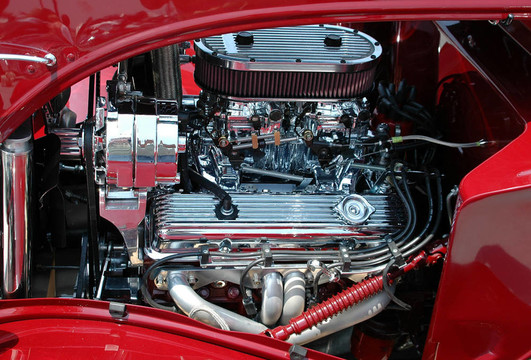 汽車發(fā)動機
