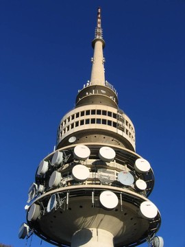 黑山塔