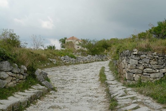 鋪平道路