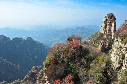 秋到白石山