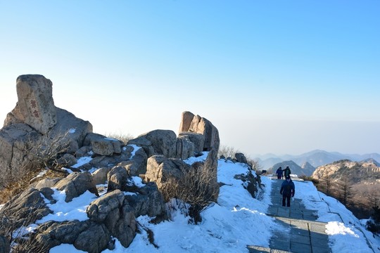 泰山雪景風(fēng)光