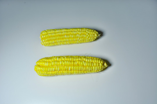 兩根玉米