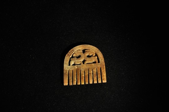 玉石梳子
