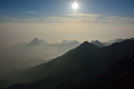 泰山冬日風(fēng)景
