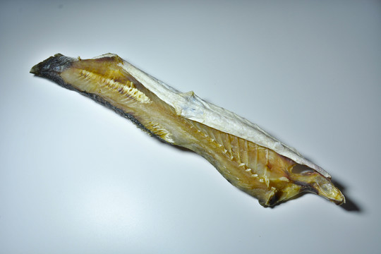 曬咸魚