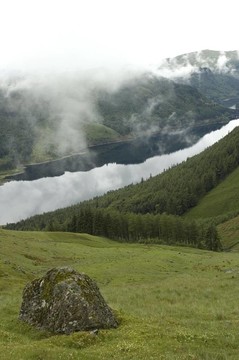 瑟米爾水庫(kù)
