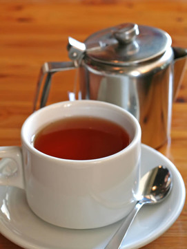 在一杯茶